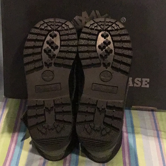 Pc1) limited release timberland 🥾 - Picture 6 of 8